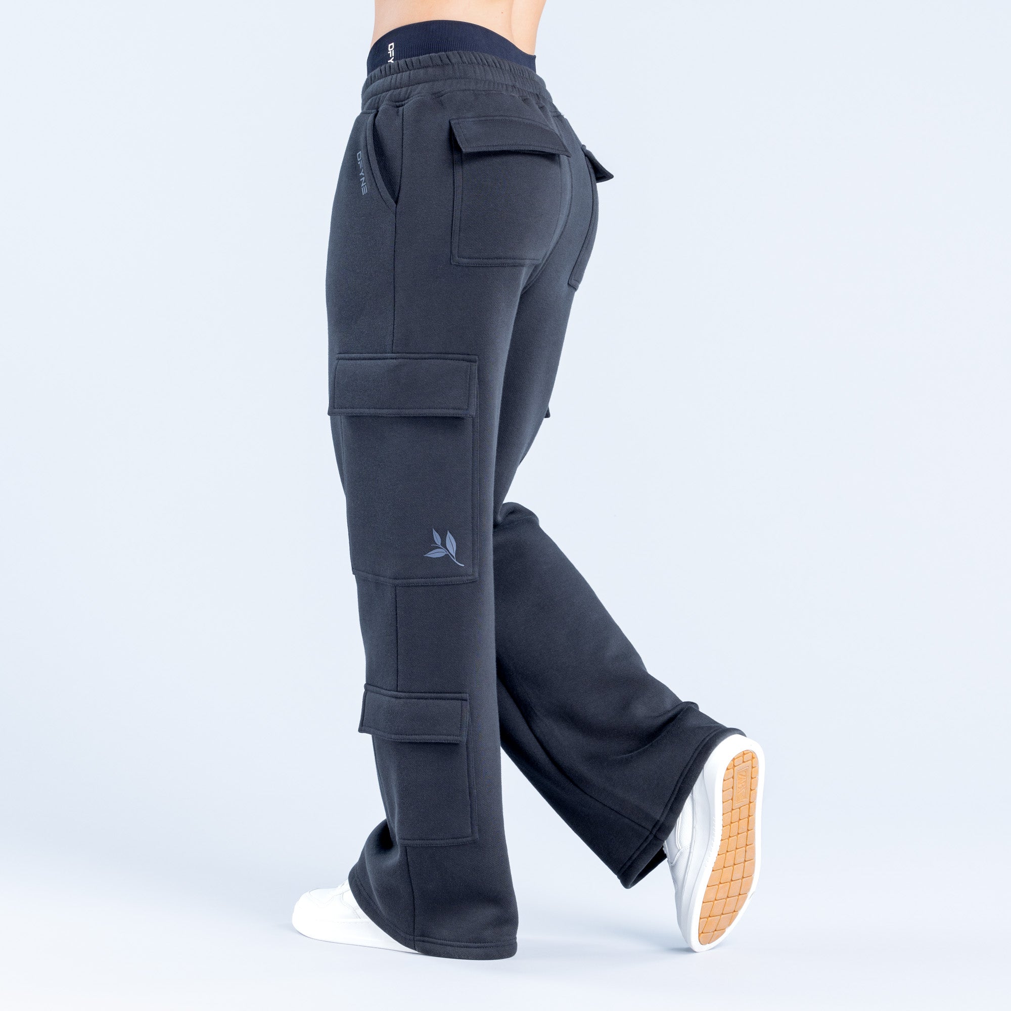 Calça Jogger DFYNE Lanyi Edit Wide Leg Cargo Feminino Pretas | AZIVYL053