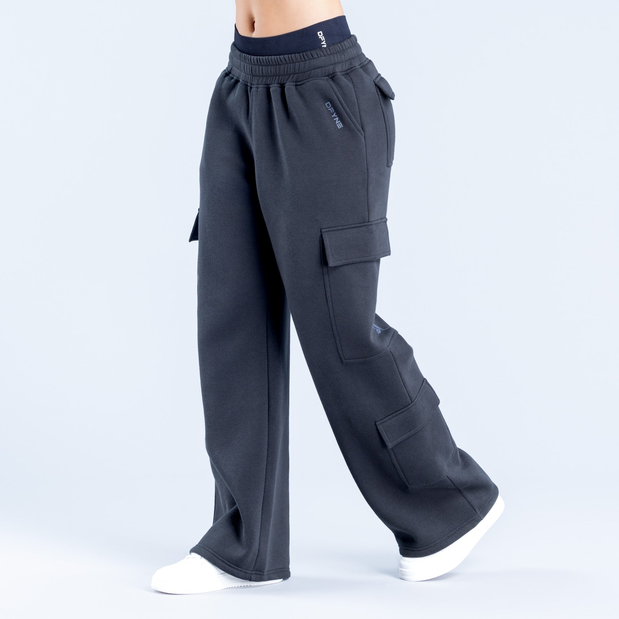 Calça Jogger DFYNE Lanyi Edit Wide Leg Cargo Feminino Pretas | AZIVYL053