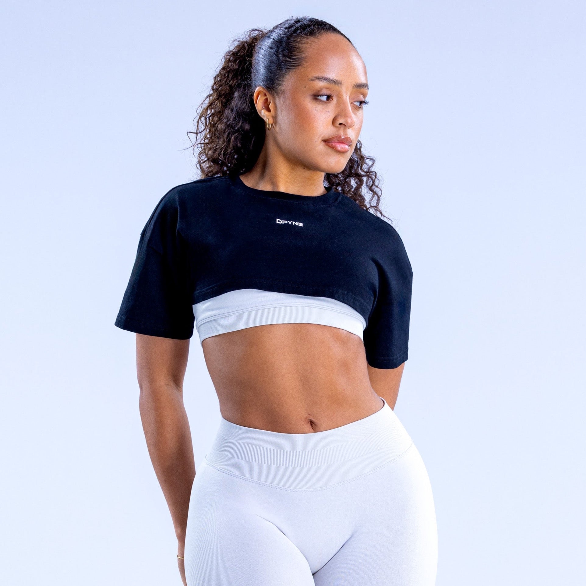 Camiseta DFYNE Revive Super Crop Feminino Pretas | ILYWGS843