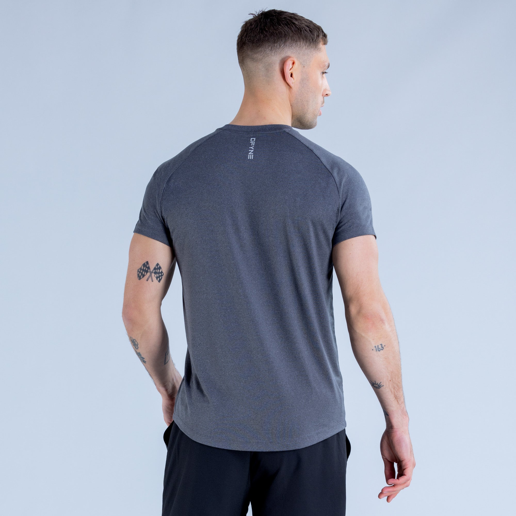 Camiseta DFYNE Stealth Training Masculino Pretas | IWZOGF871