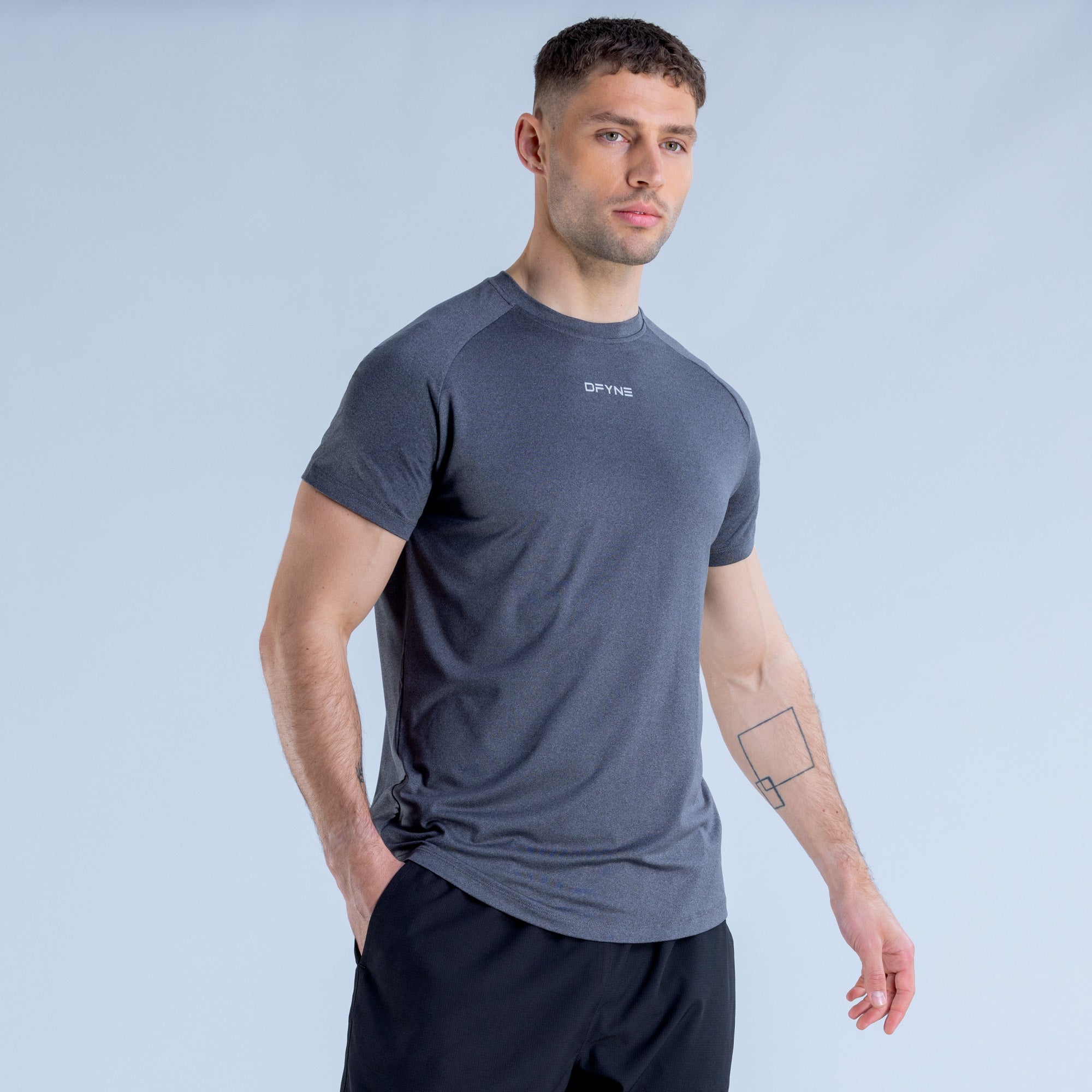 Camiseta DFYNE Stealth Training Masculino Pretas | IWZOGF871
