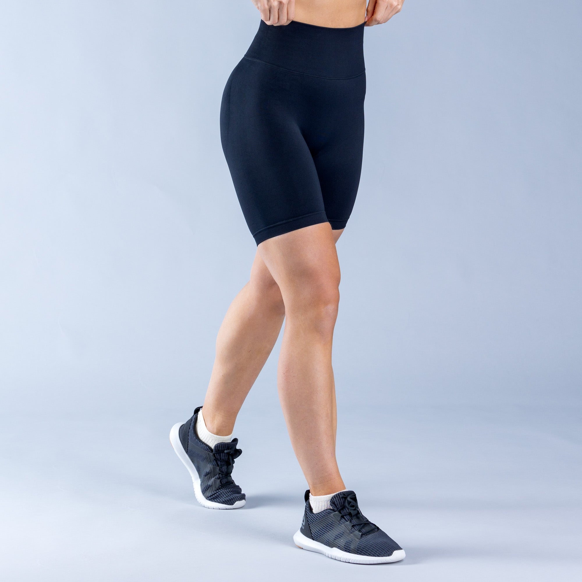 Shorts DFYNE Dynamic Feminino Pretas | EJSPZX081