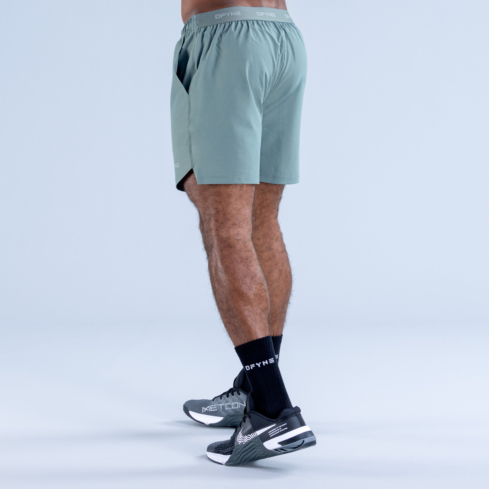 Shorts DFYNE Stealth Training Masculino Verde Oliva | ZSQGHY926