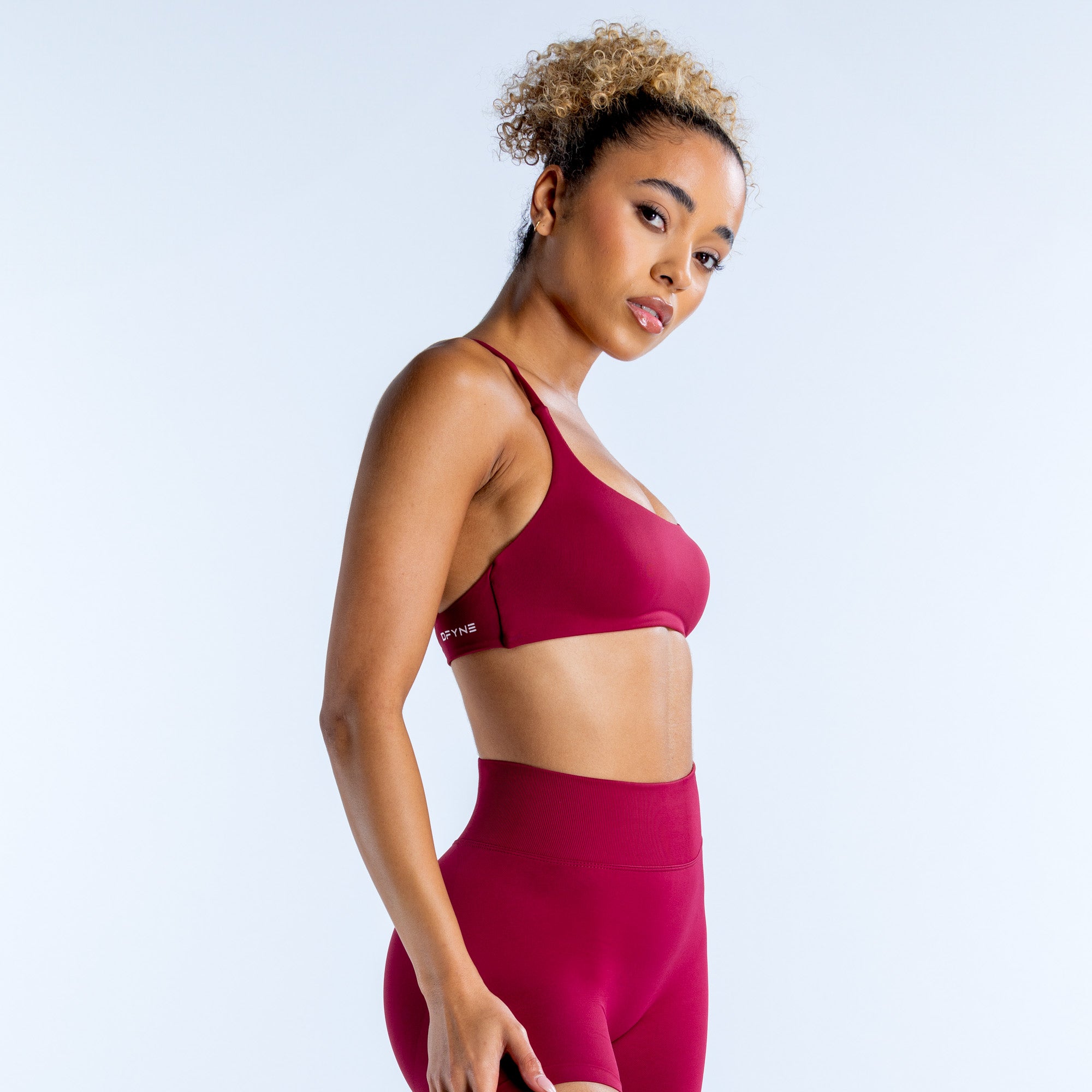 Sutiã Esportivo DFYNE Dynamic Twist Back Feminino Fucsia | ZLWGNC356