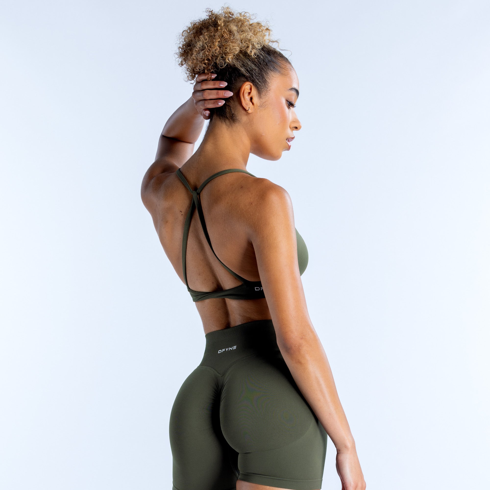 Sutiã Esportivo DFYNE Dynamic Twist Back Feminino Verde Oliva | CATOXU160