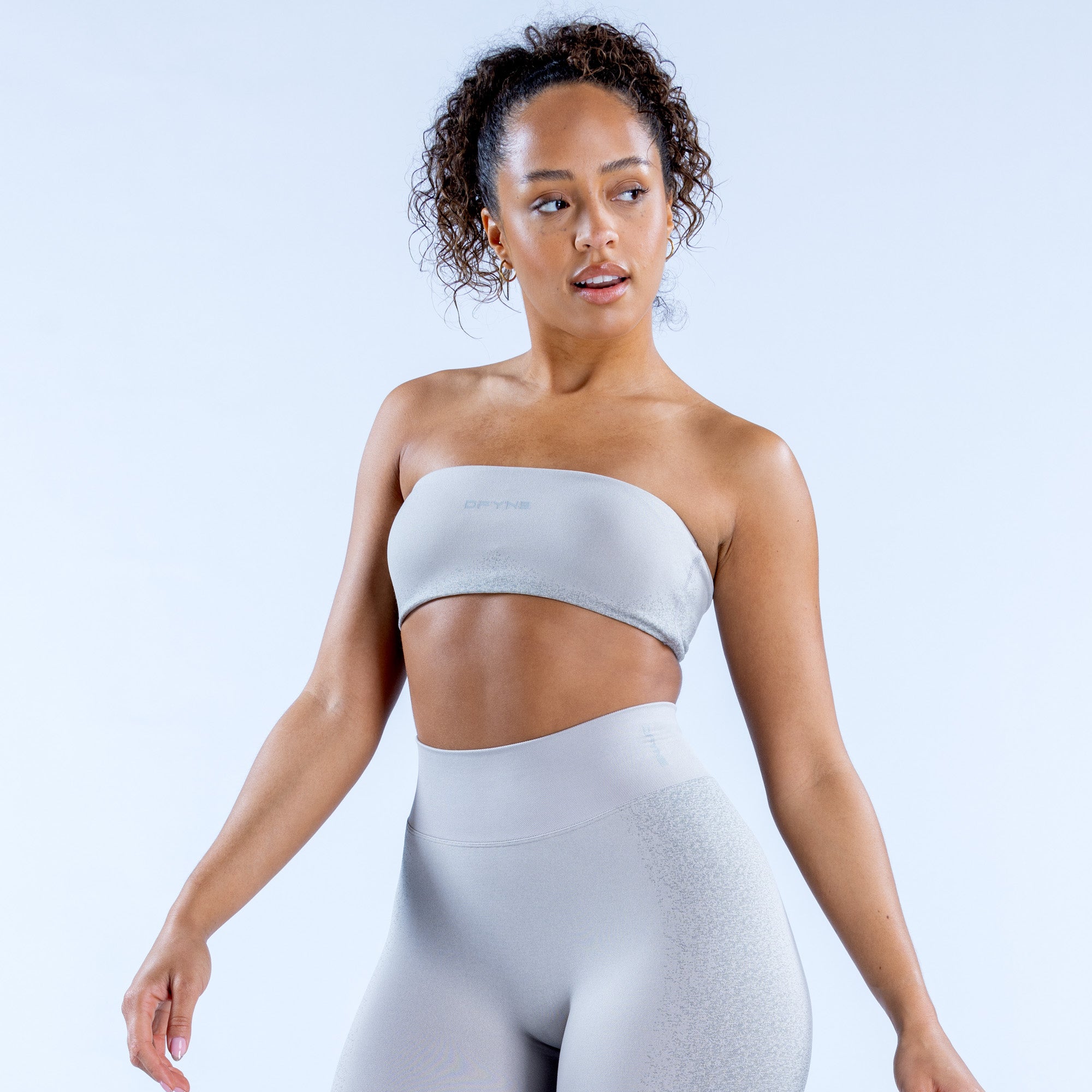 Sutiã Esportivo DFYNE Ignite Bandeau Feminino Luz Cinzentas | GNCILF095