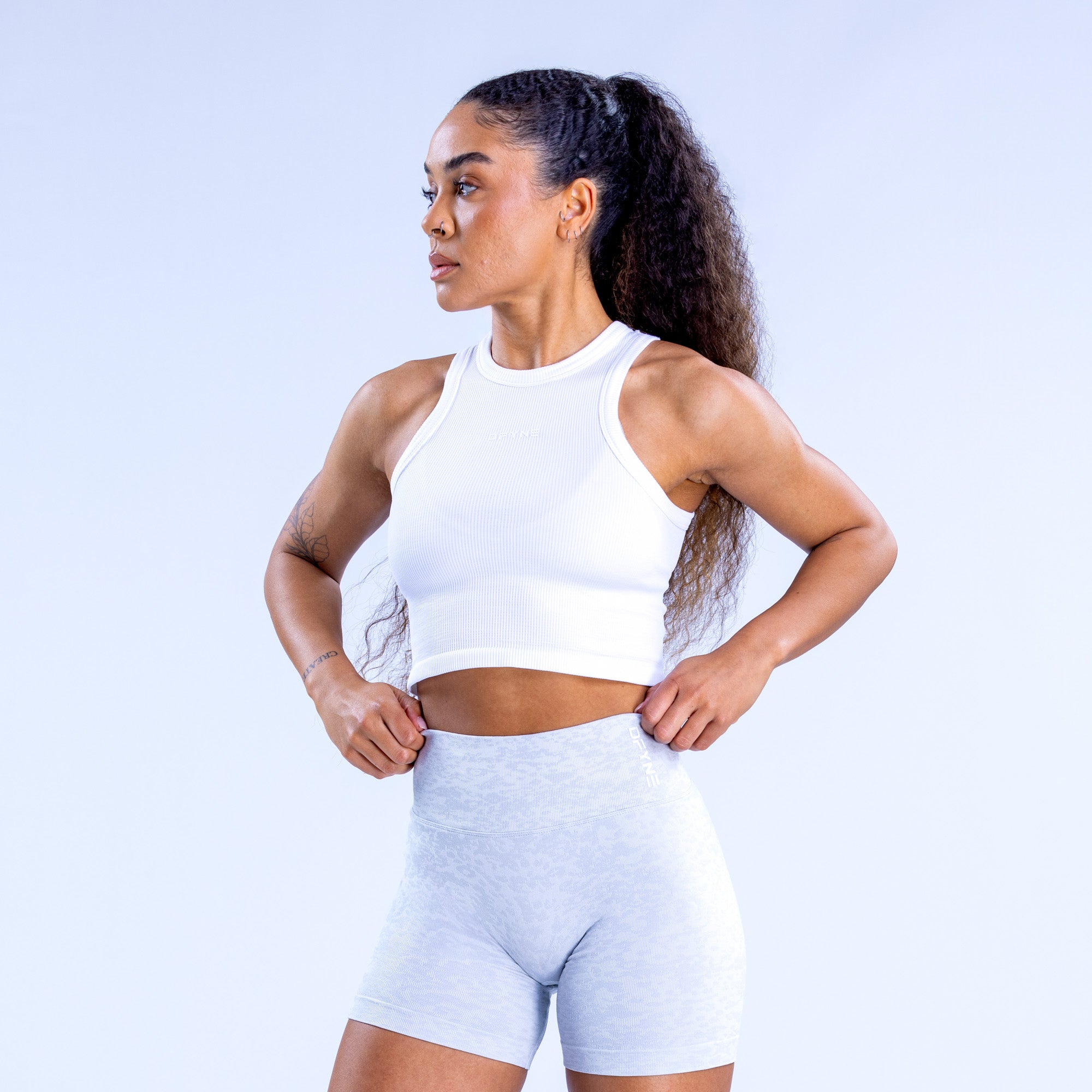Top DFYNE Revive Racer Feminino Branco | ENRITU415